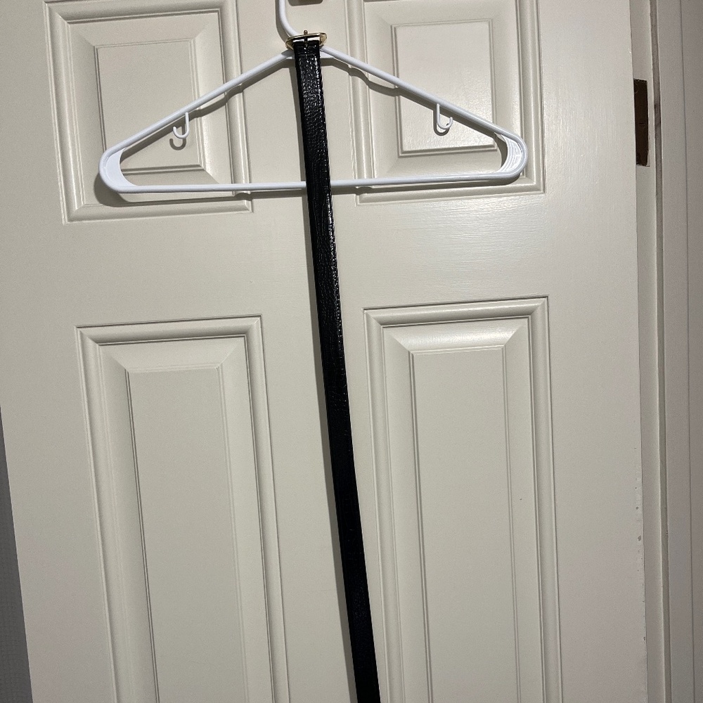 Banana Republic black patent faux alligator belt XS